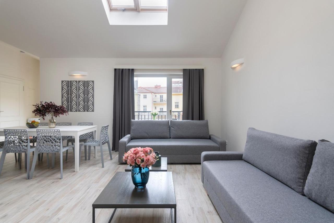 Kinsky Garden Apartments And Suites By Dwellfort Prague Ngoại thất bức ảnh