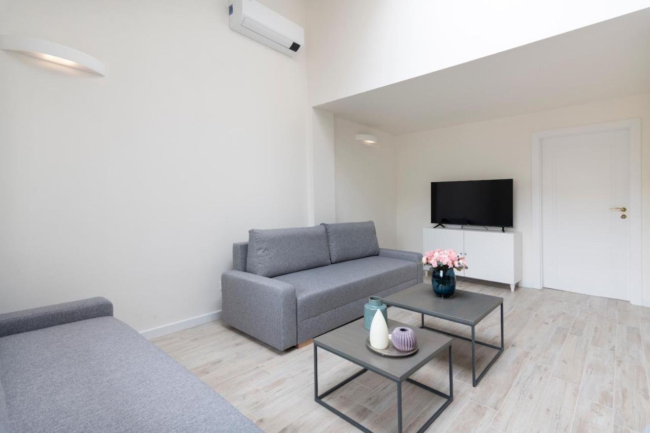 Kinsky Garden Apartments And Suites By Dwellfort Prague Ngoại thất bức ảnh