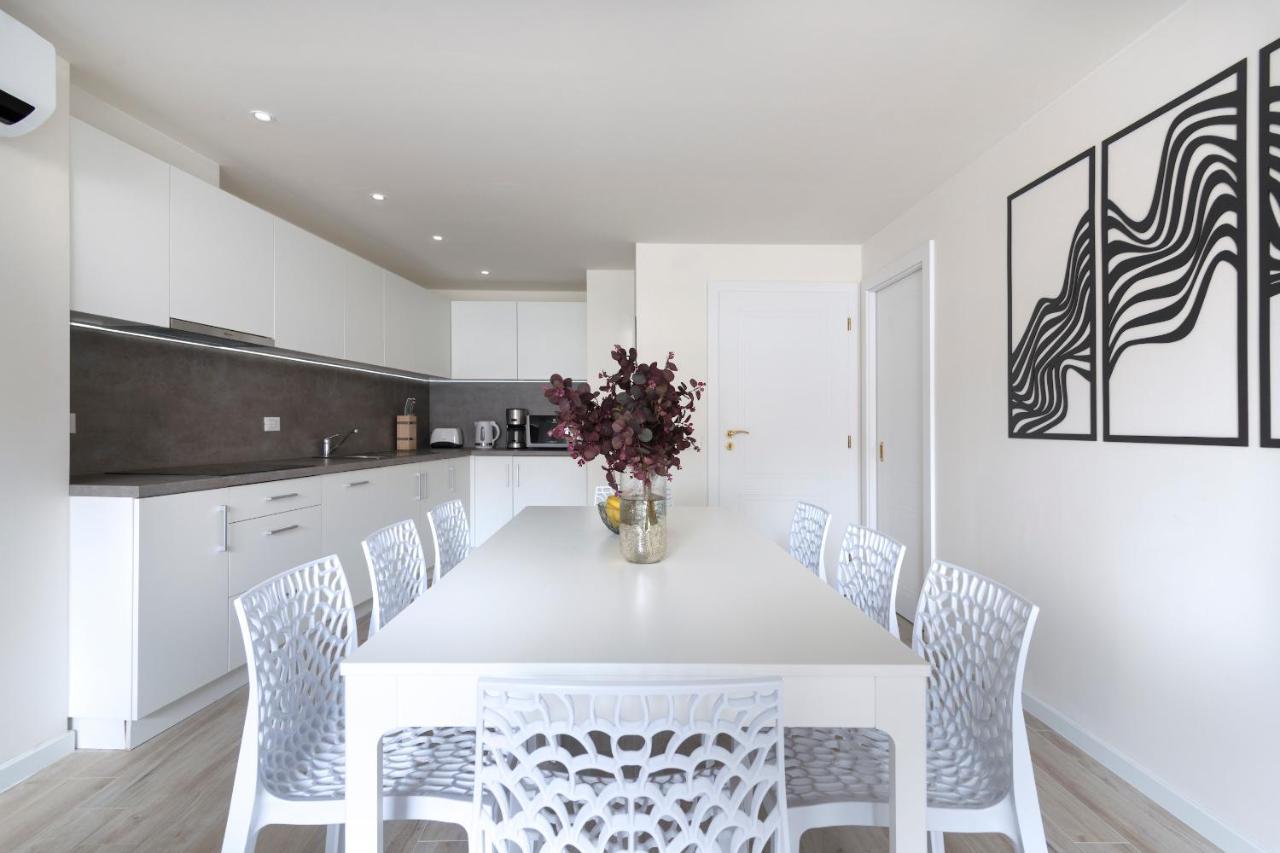 Kinsky Garden Apartments And Suites By Dwellfort Prague Ngoại thất bức ảnh