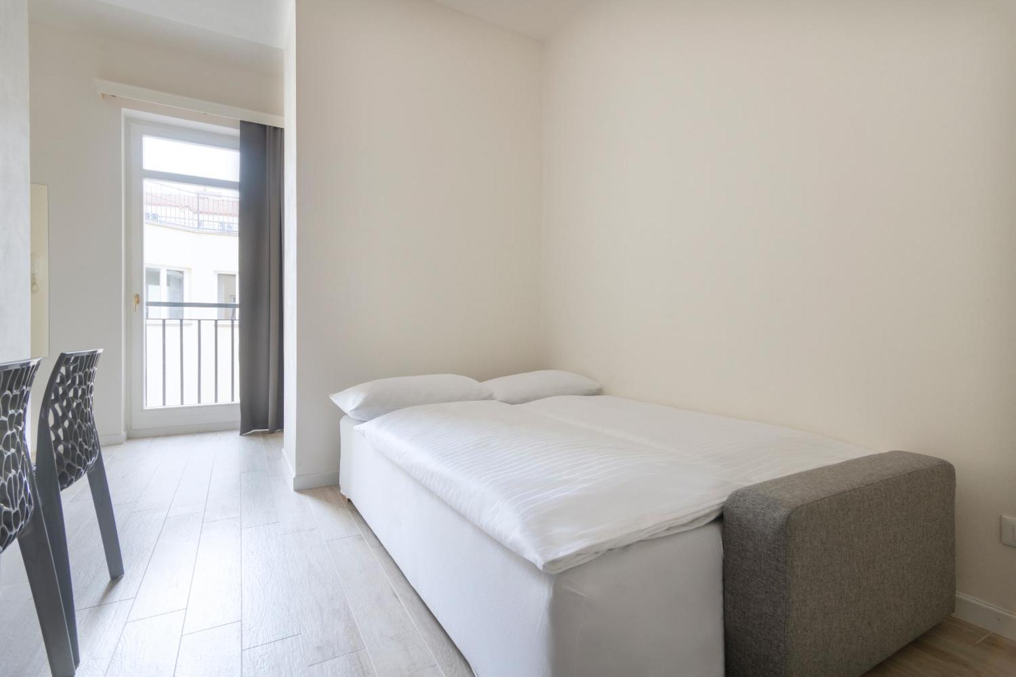 Kinsky Garden Apartments And Suites By Dwellfort Prague Phòng bức ảnh