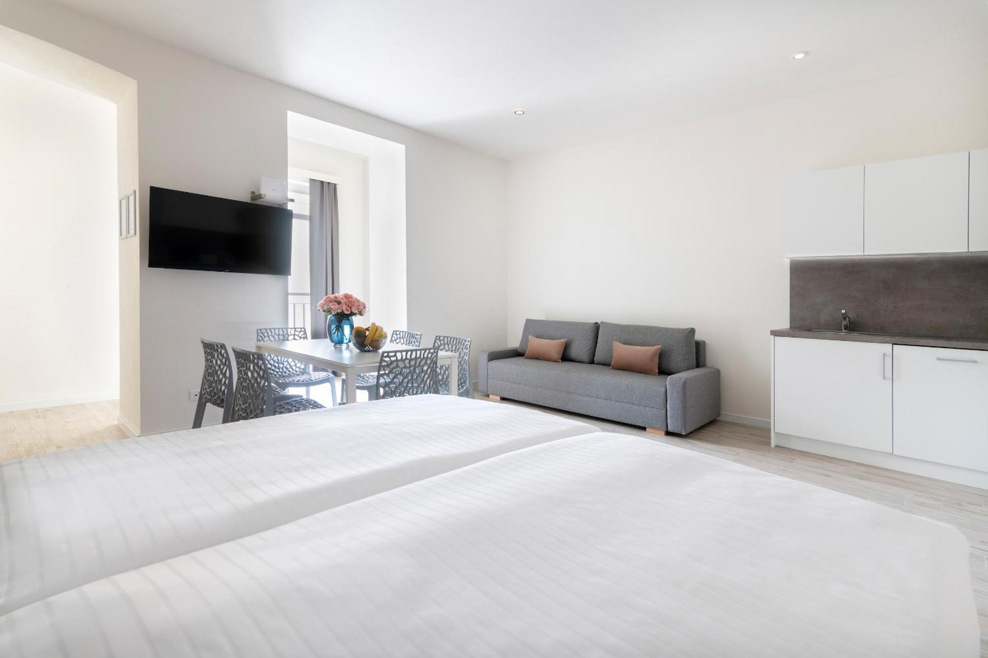 Kinsky Garden Apartments And Suites By Dwellfort Prague Phòng bức ảnh